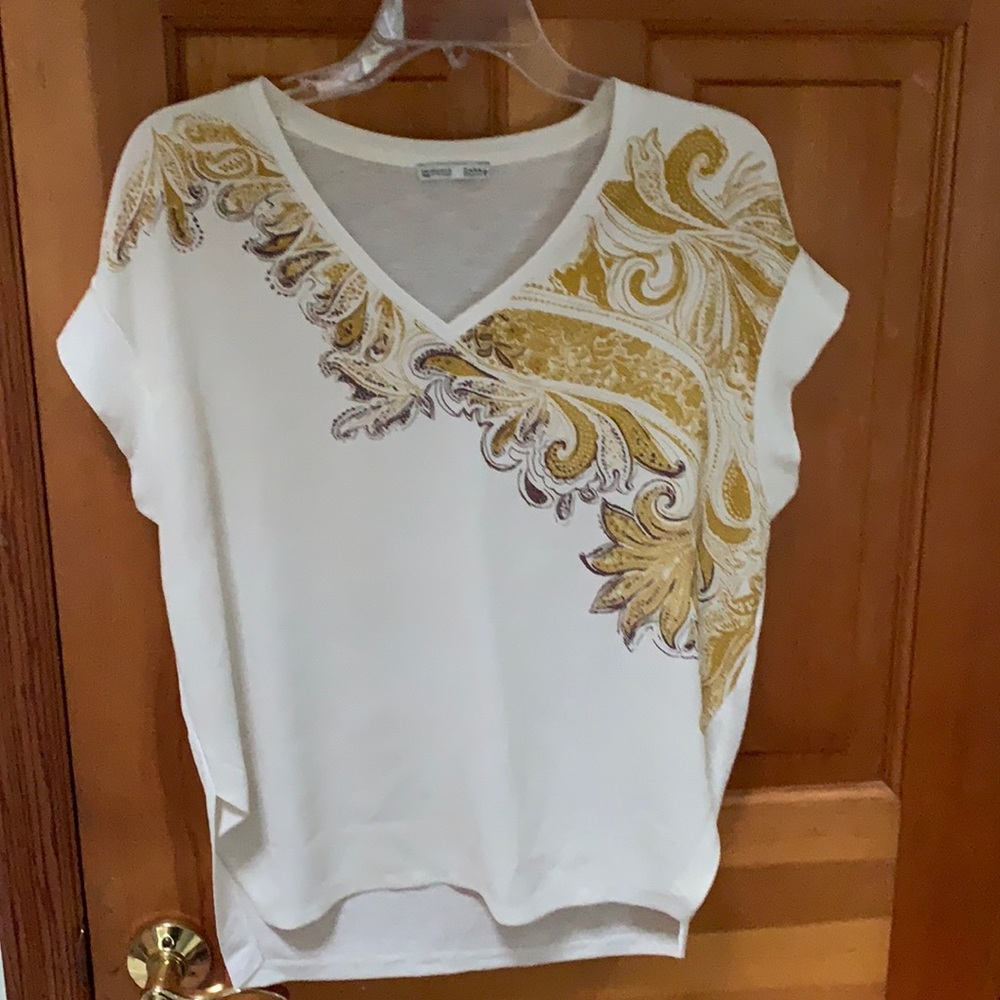 Flowy top